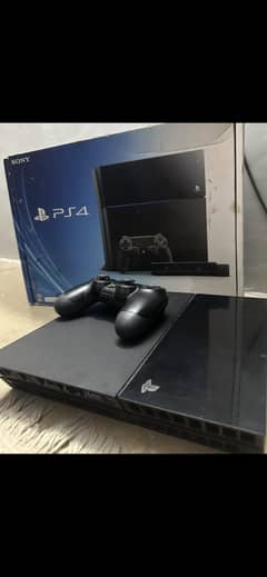 Ps4 500gb with box (kindly read description)