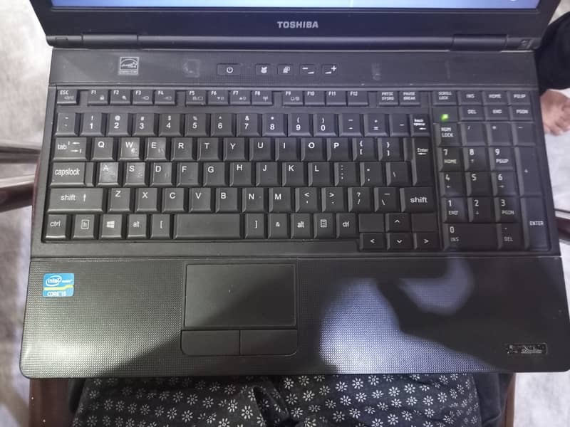 Toshiba laptop core i5 3rd generation 8