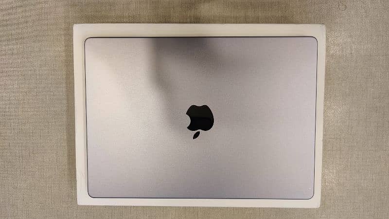 MacBook Pro M2 2023 14 inch 2