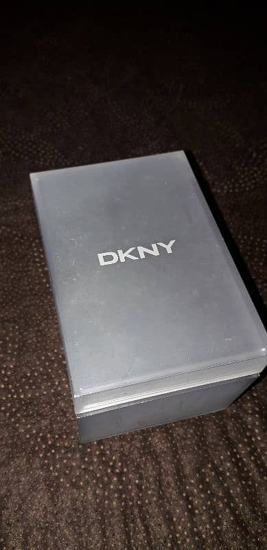 Dkny original 4