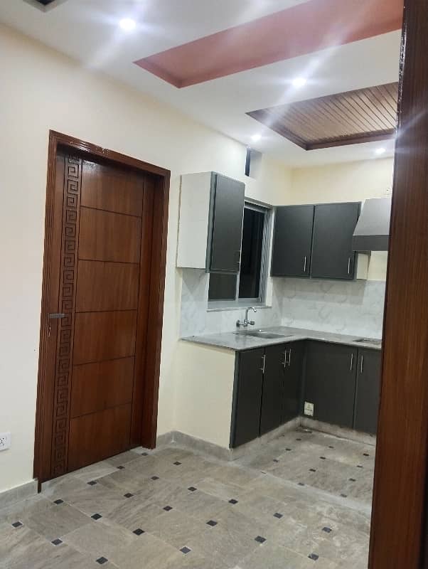 5 Marla lower Portion For Rent In Township A2 Lahore 3