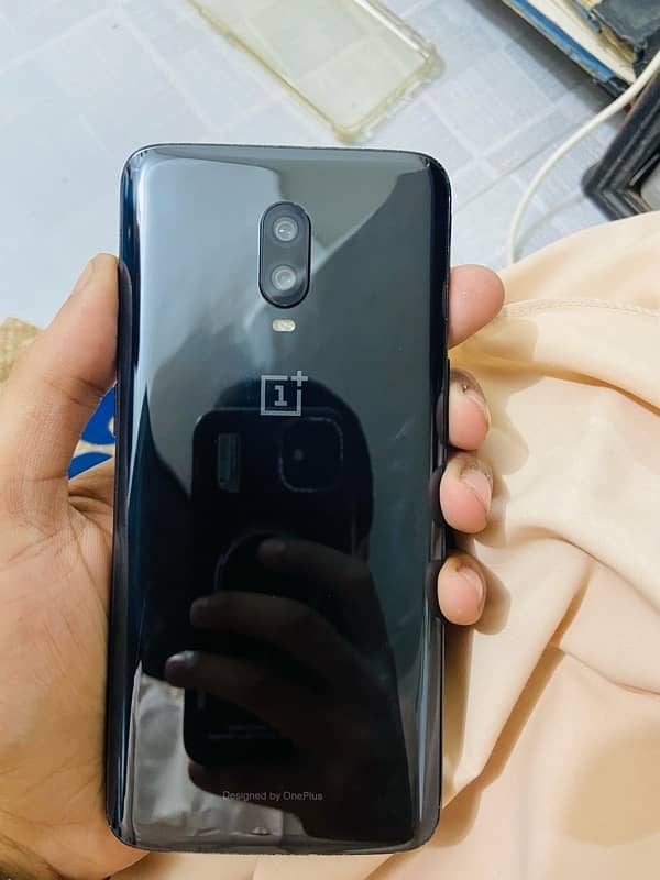 oneplus 6T (8/256) snapdragon 845 4