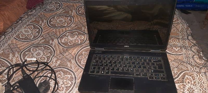 labtop Dell 8