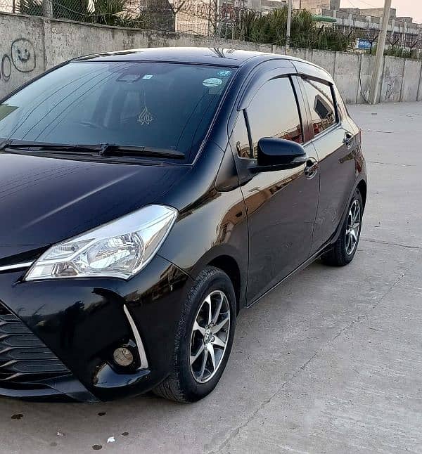 Toyota Vitz 2018 1.0 cc 3