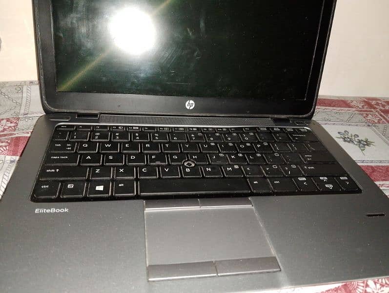 HP Elitebook good condition 2