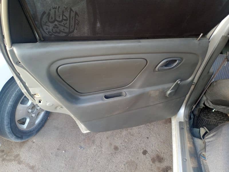 Suzuki Alto VXR 2005 Doors and Dashboard 4