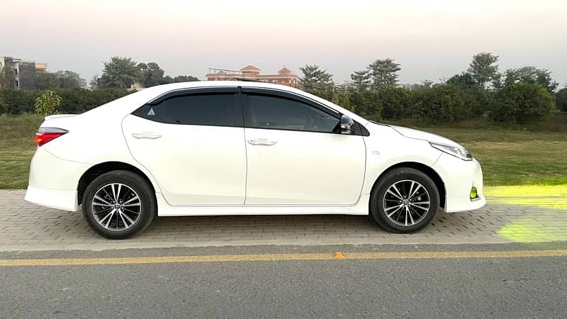 Toyota Corolla Altis Special Edition 2022 18