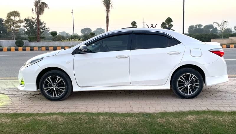 Toyota Corolla Altis Special Edition 2022 19