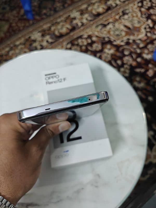 Oppo Reno 12F 8