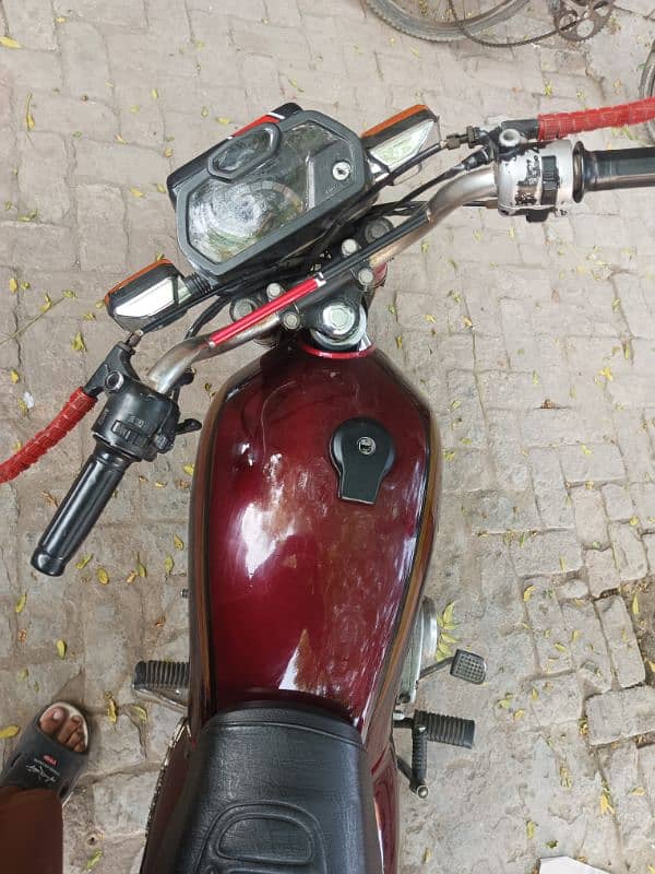 bike ke Sirf Shok raud dlne hai Baki chlne me all ok hai 2