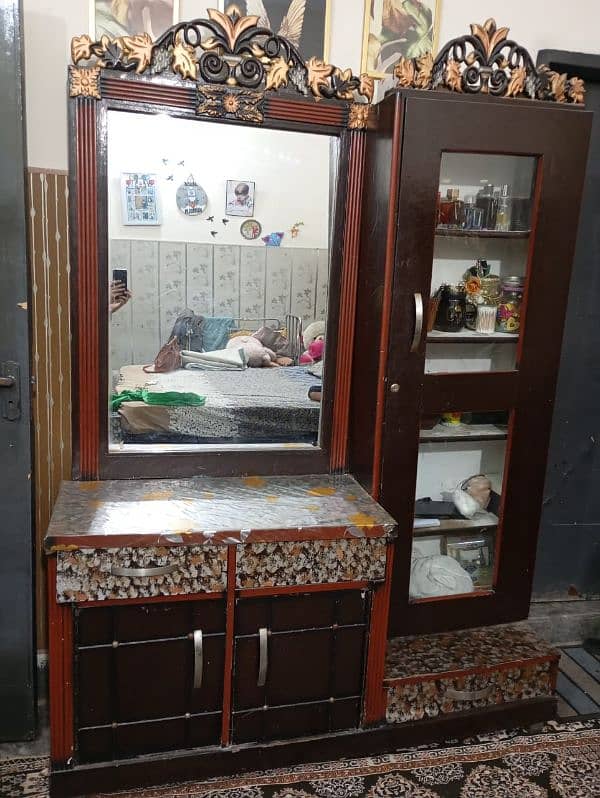 real wood dressing table 0