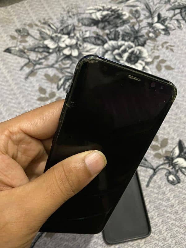 Sumsamg s8 Plus 4/64 Official PTA 15