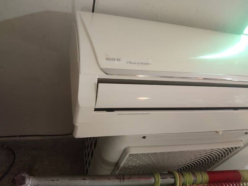 inverter ac 2 ton all geniun and working with original remote 3