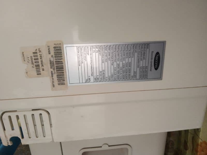 inverter ac 2 ton all geniun and working with original remote 6