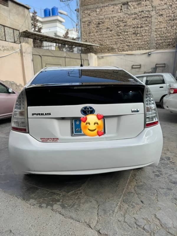 Toyota Prius 2010 1