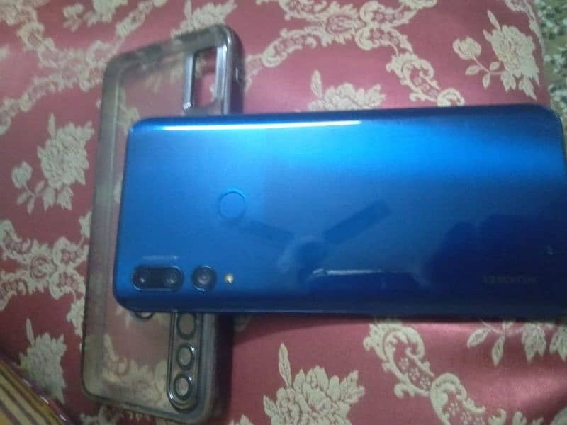 Huawei y9 prime 4/128 9