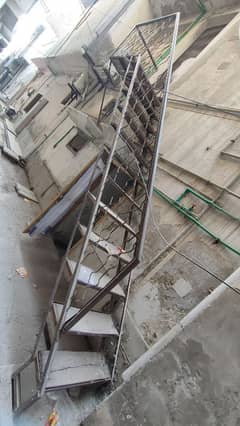 18 Foot Stairs For Sale Faisalabad