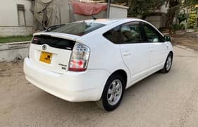 Toyota Prius G Touring Top Of Line Excellent Condition