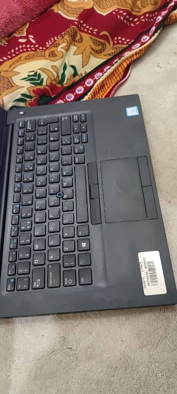 Laptop Core i5 - 8th Gen 10by10 Condition 1