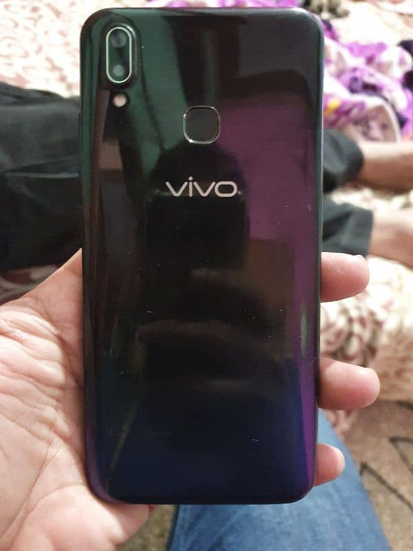 Vivo 1814    9/10 Condition 1