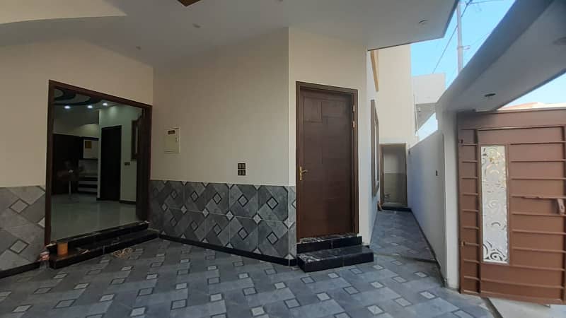 240 Sq Yd Bungalow Available In Saadi Town & Saadi Grden Scheme 33 Karachi 10