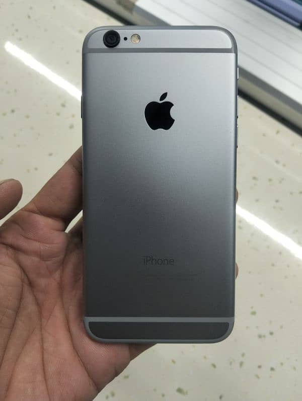 iPhone 6 for sale orgent 10.10 cundeshn non pta betrry health 100 4