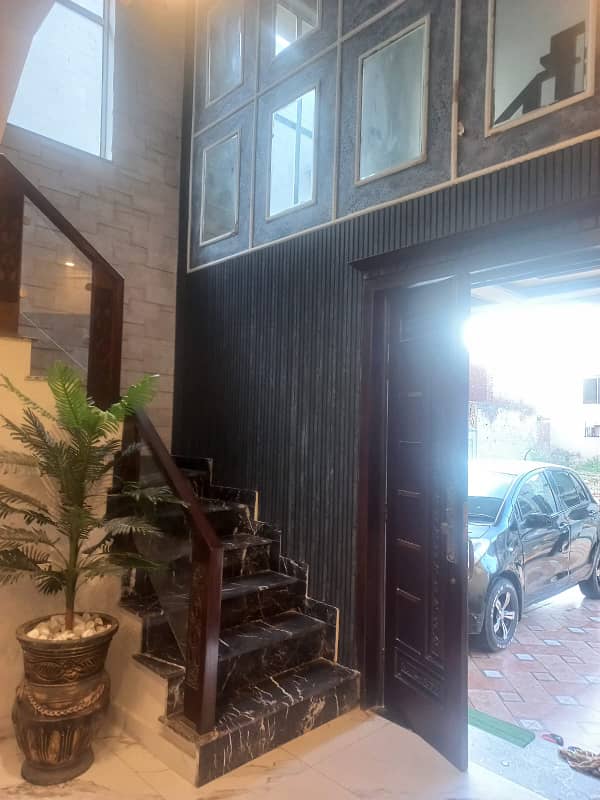 10 Marla House For Sale In Paragon City Lahore 12