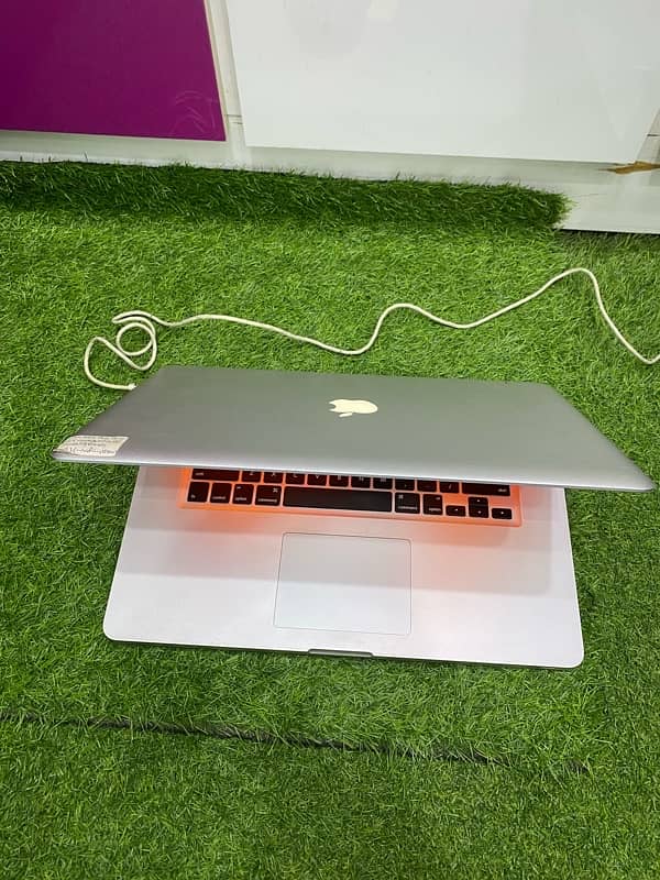 APPLE MACBOOK PRO 2010 i5 i7 17inc i7 New Fresh S|Whatsapp 03215984936 5