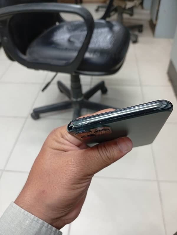 iphone 11 pro max 64gb Non Pta 6