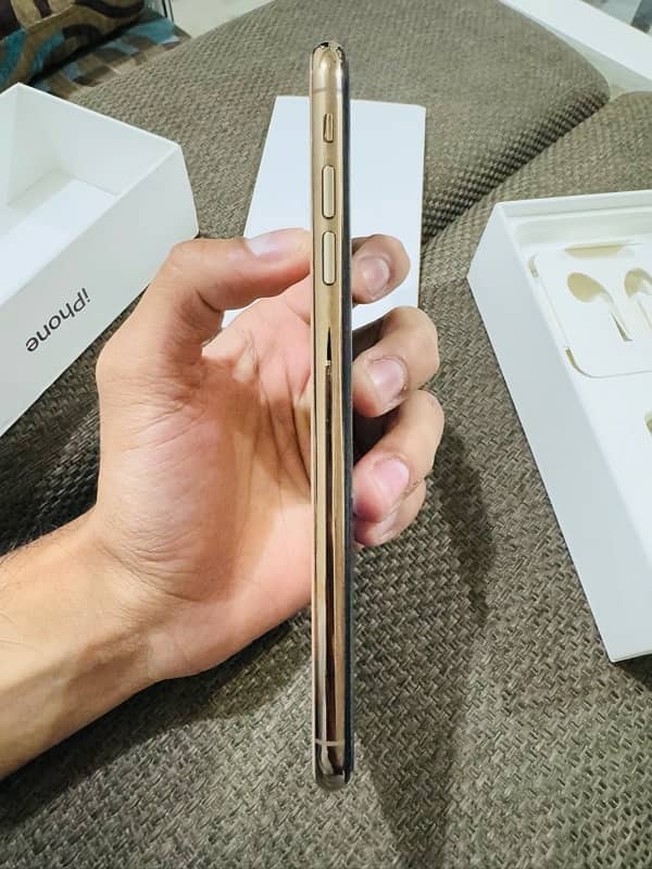 iphone Xs max 64gb PTA approved 6