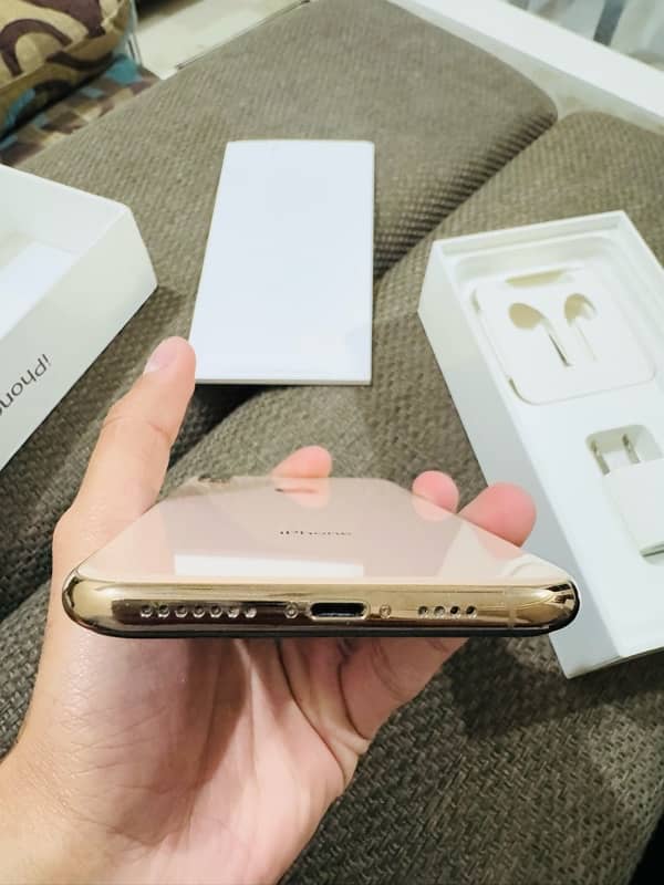 iphone Xs max 64gb PTA approved 7