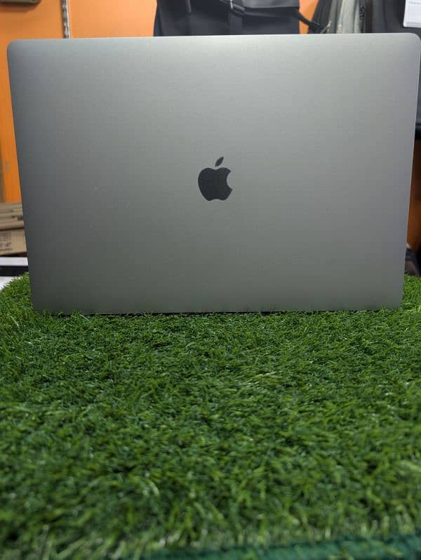 macbook pro 2019 16 inch 5