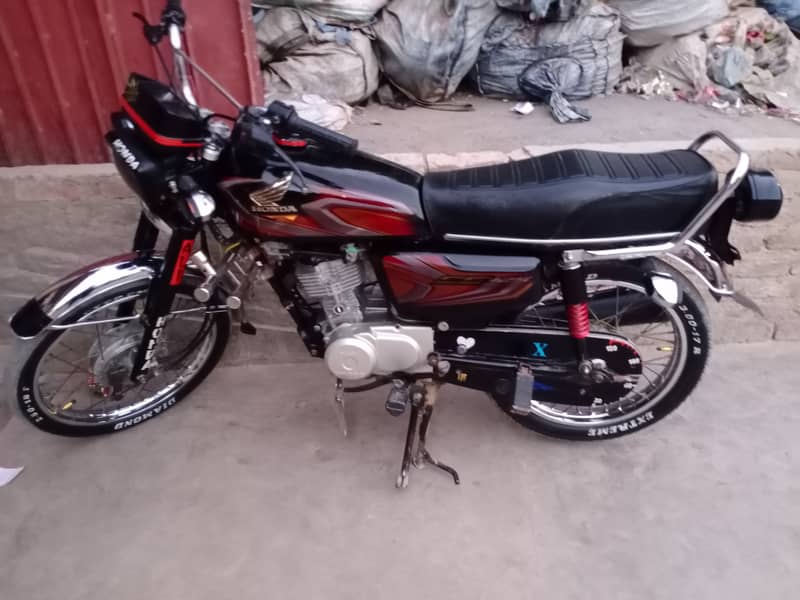 Honda CG 125 2022 3