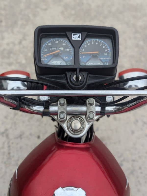 Honda CG 125 9