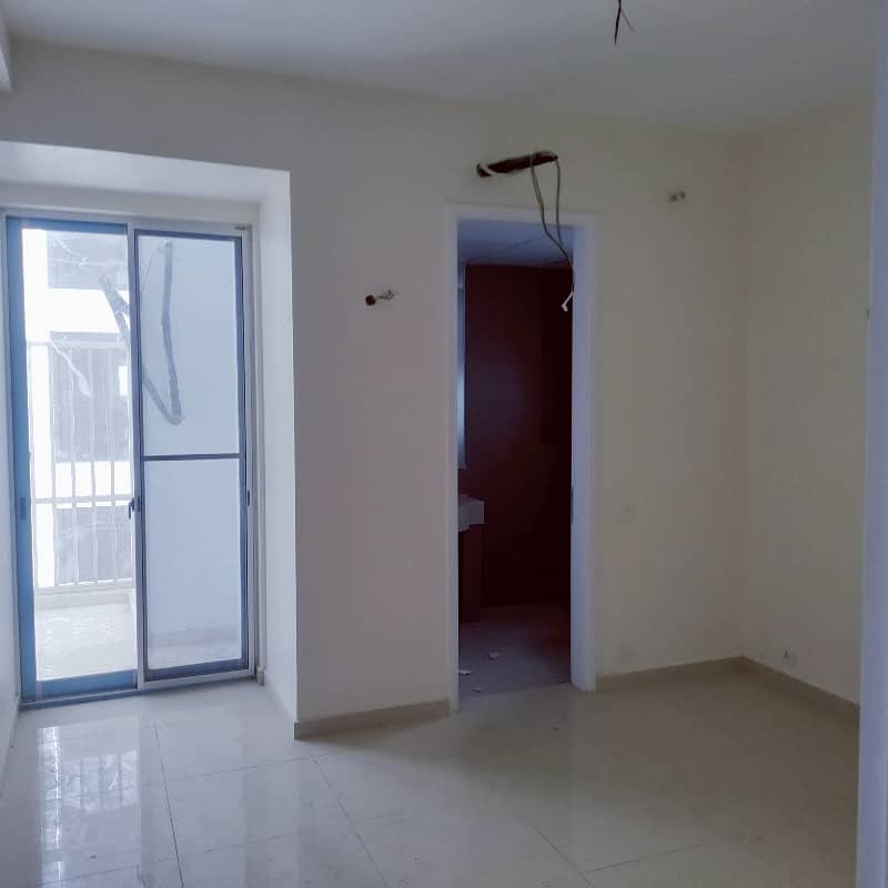 lucky one apartment for sale 5