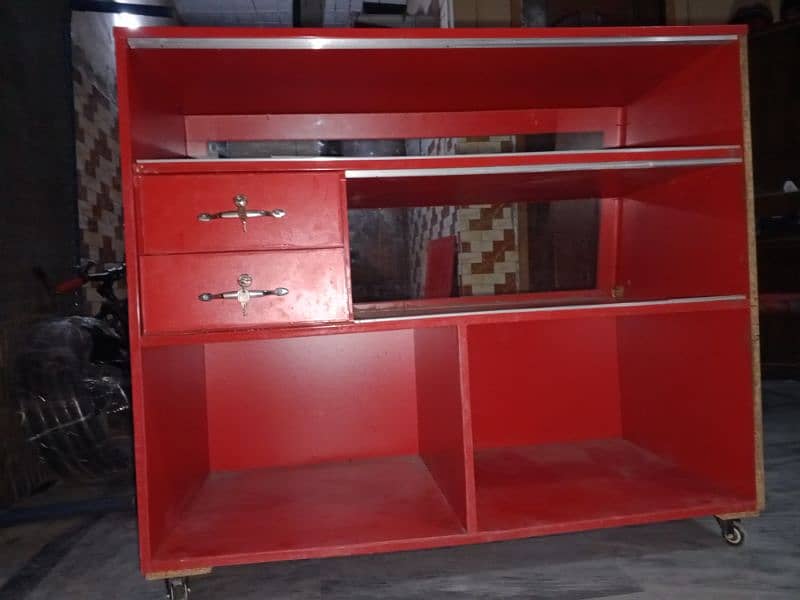 shop wooden counter 1