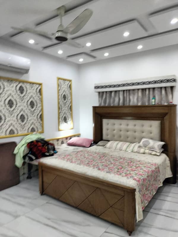 10 Marla Upper Portion 3 Bed Brand New Available For Rent In Overseas B Block Bahria TOwn Lahore 0