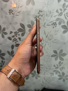 iphone xs max 256 DUAL PTA read ad then whtsapp msg only (03336279733