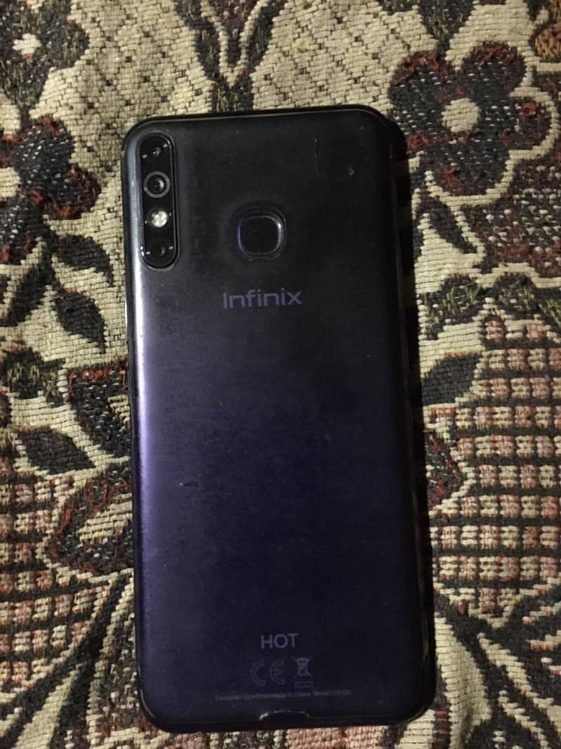 Infinix hot 8 0