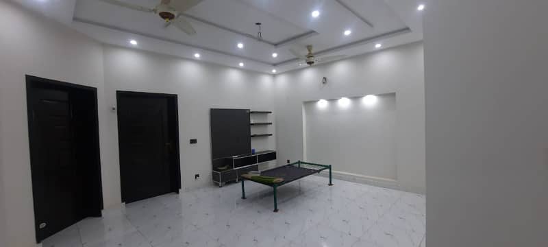 8 MARLA HOUSE FOR RENT IN BAHRIA TOWN LAHORE 27