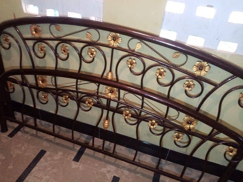 iron bed without mattress 3