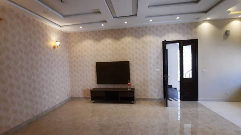 BRAND NEW LUXURY 8 MARLA HOUSE FOR RENT IN BAHRIA TOWN LAHORE 16