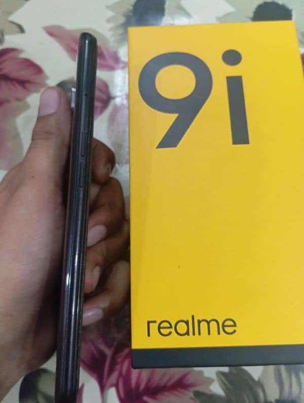 Realme 9i Lush Condition 3