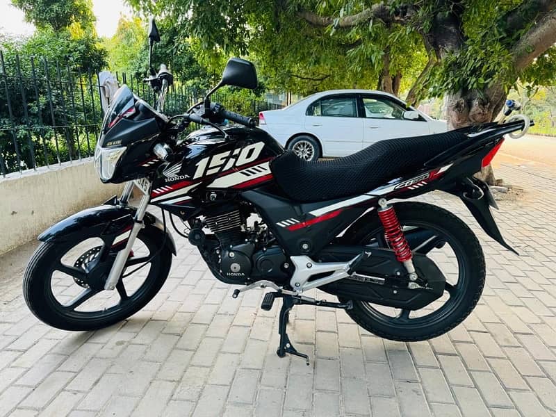 Honda CB 150F 2023 Model 1