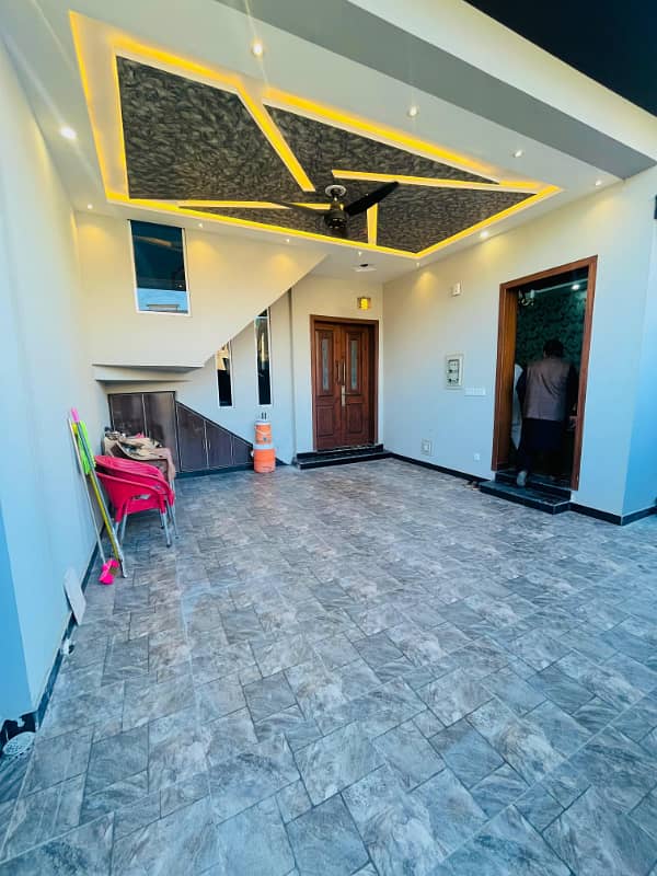 8 MARLA BRAND NEW HOUSE FOR SALE in FAISAL TOWN BLOCK A 3