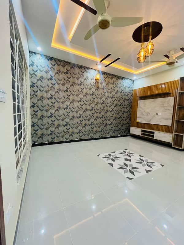 8 MARLA BRAND NEW HOUSE FOR SALE in FAISAL TOWN BLOCK A 4