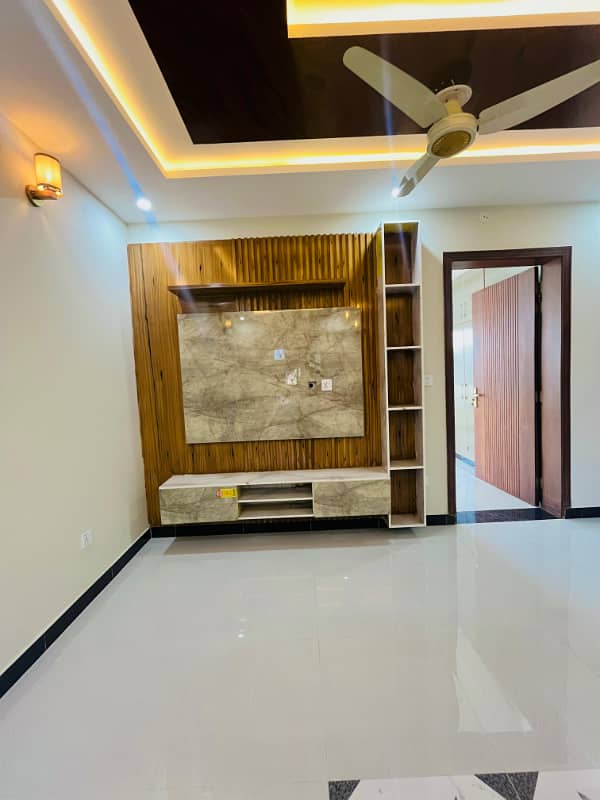 8 MARLA BRAND NEW HOUSE FOR SALE in FAISAL TOWN BLOCK A 22