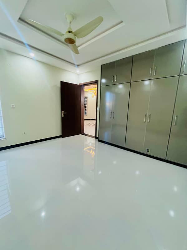 8 MARLA BRAND NEW HOUSE FOR SALE in FAISAL TOWN BLOCK A 27