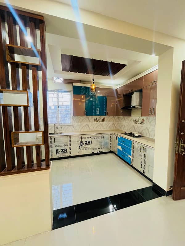 8 MARLA BRAND NEW HOUSE FOR SALE in FAISAL TOWN BLOCK A 28