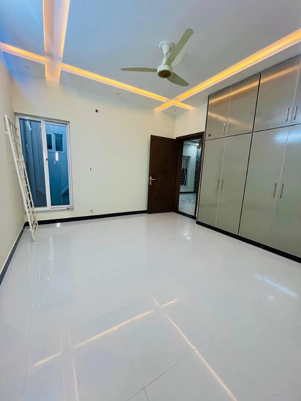 8 MARLA BRAND NEW HOUSE FOR SALE in FAISAL TOWN BLOCK A 34